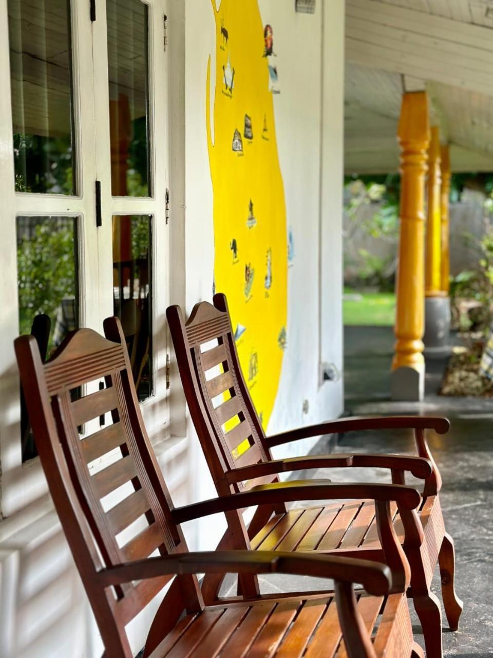 Villa Sunny Days ฮิกคาดูวา ภายนอก รูปภาพ